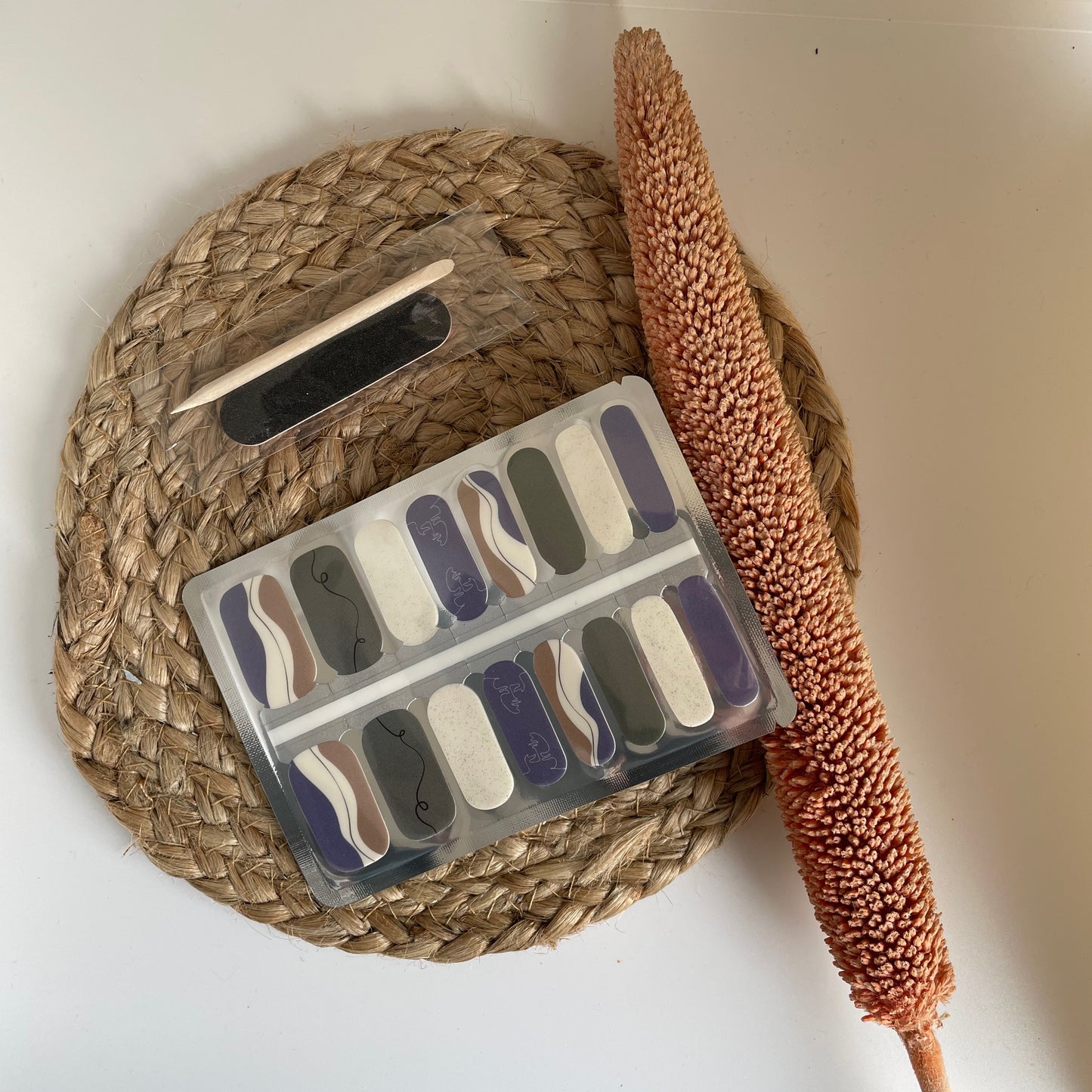 NailWrapz | Artistic Fusion