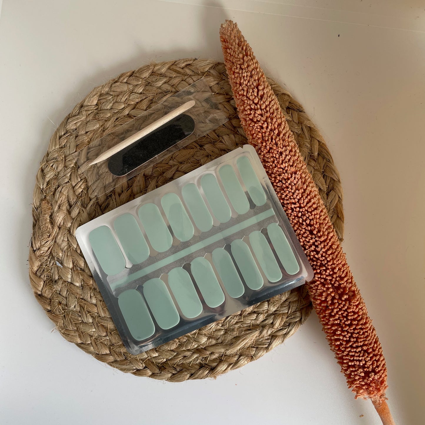 NailWrapz | Minty Beauty